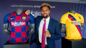 Konrad de la fuente arrived in spain at the age of 11. Fc Barcelona Bara Renews Konrad De La Fuente One Of The Pearls Of La Masa World Today News