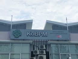 The swift code, or bic, is a unique bank identifier used to make bank wire transfers. Kobpm