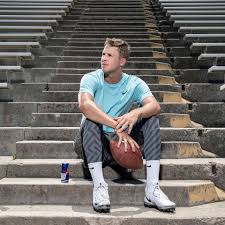 Find the latest in jared goff merchandise and memorabilia, or check out the rest of our nfl football gear for the whole family. Jared Goff Photos Facebook