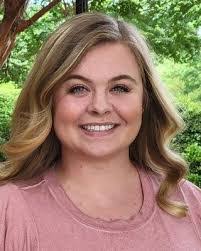 Heather Hash's Instagram, Twitter & Facebook