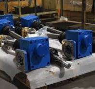 Rotating spindle screw jack (SR) - Reduction gears