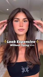 Add an Expensive Touch to Your Style with Tweed Outfit Ideas