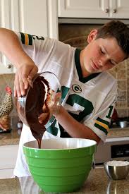 In preparation for my cooking extravaganza, i needed to make sure i had something to snack on while i whipped together my ever first homemade thanksgiving dinner. Puppy Chow Recipe Muddy Buddies