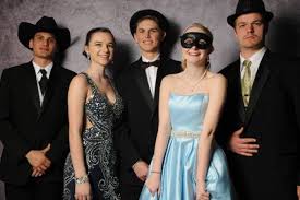 South's Fashion Show Features the Latest in Bridal, Prom