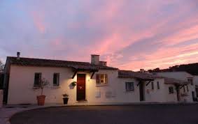 Inscrivez vous gratuitement en cliquant ici. Location De Vacances Avec Piscine Dans Un Village Pittoresque La Colle Sur Loup