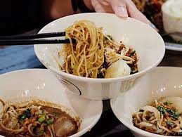 Seringkali kita akan membeli tepung beras di pasar saat akan membuat kue. Boat Noodle Gandaria Lengkap Menu Terbaru Jam Buka No Telepon Alamat Dengan Peta