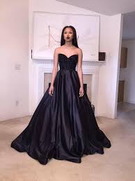 The official tumblr of corinne, creator of black dress wild heart; Tumblr Evening Gowns Fashion Dresses