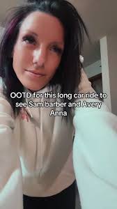 Avery Anna Sam Barber Concert Outfit