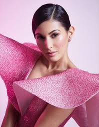 Amyra dastur was conceived 7 may 1993 (age: Amyra Dastur Age Instagram
