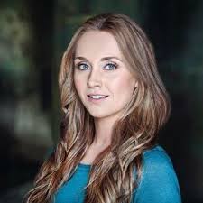 Amber Marshall (@ambermarshallofficial)