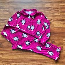 The pattern is available for sizes 6 months till 6 years old, but it can easily be made bigger. Penguins Kidizen