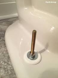 How To Install A Toilet Stop Paying For Plumbers Bathroom Repair Toilet Installation Diy Plumbing