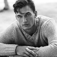 Let S Take A Look At All Of Bachelorette Contestant Tyler Cameron S Modeling Pics Shall We Bachelorette Contestants Abercrombie Girls Model Pictures