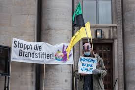 Ich kam, kämpfte und siegte!. Corona In Berlin Protest Gegen Verschworungstheorien Und Rechts