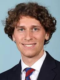 Asher Gold's Instagram, Twitter & Facebook