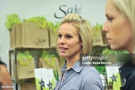 Tessa Bell's Instagram, Twitter & Facebook