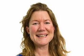 Agitated' man threw milk around and bit a dog before his sudden death at  Cambridge convenience store