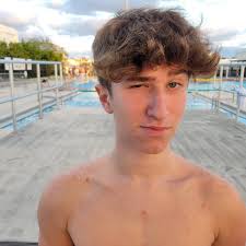 Alexander Papp's Nova High School Bio