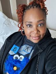 Hello my lash ladies.. I'm struggling bringing in clients I do extension  and individuals.. I advertise