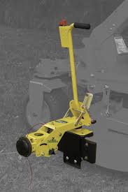 We invite you to visit our large modern facility located in creve coeur, missouri, for all your lawn equipment needs.our company has been serving the st. Z Trimmer Lawn Maintenance Lawn Mower Repair Zero Turn Lawn Mowers