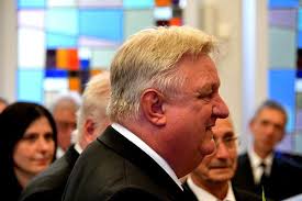 Apostel Schug in Haan: Gottesdienst mit Amtshandlungen