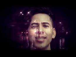 Cantante, locutor y productor musical.