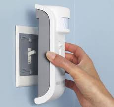 Black And Decker Lights Out Autoswitch Motion Sensing Light Switch Timer And Controller