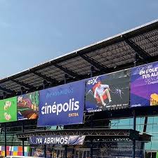 Cuenta con complejos ubicados en todo el país. Cinepolis Cine Hoyts La Reina Santiago 2021 All You Need To Know Before You Go With Photos Tripadvisor