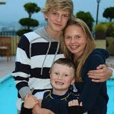 F share t tweet q sms w … Tom Simpson Itstomsimpson Twitter