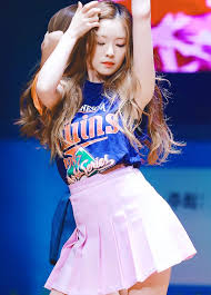 4 Velvets Red Velvet Irene Fashion Stage Outfits