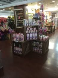 Dobbies Chesterfield Garden Centre Garden Retail Lifestyle Layout Landscape Visual Merchandising Www Clearretailgro Decor I Shop Liquor Cabinet