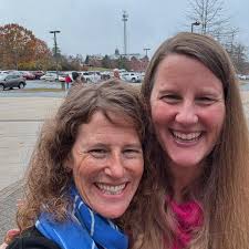 Pictures from the evening for the environment! Stacy with Andy Burt,  Honorable Tom Allen, Reps Amy Kuhn and Vicki Doudera, president of  Scarborough land trust Betts Armstrong, Beth Ahearn ❤️🌱