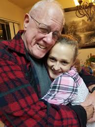 Im here to ask you to vote who's the best dad in the tower? There are lots  of other options but I dont have photos haha Name your best dad and why?