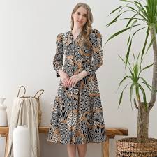 Amika Wichita Women S Batik Dress Shopee Singapore