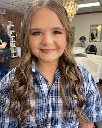 Elizabeth Arrowood (@hairandmakeupby_elizabeth) • Instagram photos and  videos