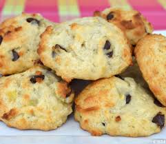 Des Biscuits Moelleux Aux Bananes Express Super Simples Et Reconfortants Desserts Ma Fourchette Desserts Sweet Desserts Desserts With Biscuits