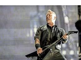 Eine frau ist überglücklich nach der geburt ihrer tochter und erlebt intensive wochen, während ihr fürs lka arbeitender ehemann bei einer fortbildung im ausland ist. Wenn Metallica Plotzlich Rammstein Spielt So War Das Metallica Konzert In Berlin