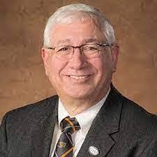 Ken Dormer's Instagram, Twitter & Facebook