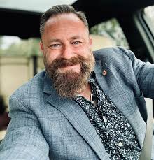 Thank you to these beauties for making me the luckiest dad in the world. In  addition to being gorgeous, they are kind, smart, and don't suffer fools—I  couldn't be prouder.