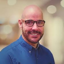 Stephen Jakubowski's Instagram, Twitter & Facebook