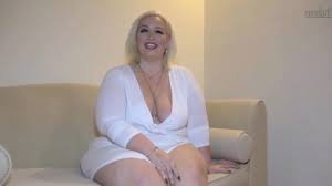 Mom FREEPORN - XXX BULE