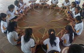 Dengan hormat, yang bertanda tangan di bawah ini, saya sebagai orang tua/wali murid dari: Mendidik Anak Melalui Aneka Lomba 17 Agustus Futuready