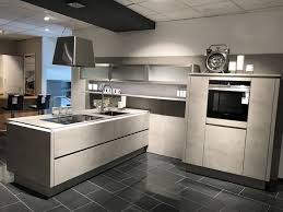 Ergonomisch & flexibel planbar ihre neue nobilia küche wird auf ihre bedürfnisse und passend zur vorhandenen stellfläche maßgeschneidert. Nobilia Kuche In Beton Optik Wohnung Kuche Nobilia Kuchen Haus Kuchen