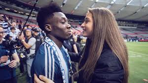 Inter milan's romelu lukaku was thoroughly impressed with davies following his performance. Alphonso Davies And Jordy Huitema S Love Story Oh My Goal Youtube
