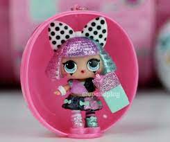 The l.o.l o.m.g (outrageous millennial girls) are fashion dolls that are the bigger siblings to popular/fan favorite lol surprise tots and lil sisters. Lol Surprise Bling Series Doll Novocom Top