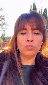 Venir sentir, ressentir, pour plus de connexion à soi. , Faire un chemin  somatique, explorer et laisser émerger ce qui est là. , Vous donner  l’occasion de vous écouter autrement. , ...