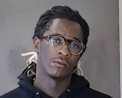 Woman walking her dog finds dead body in Decatur park