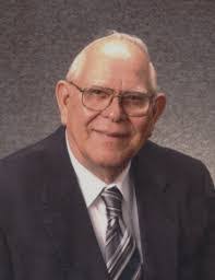 Kern Francis's Instagram, Twitter & Facebook