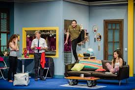 Es muy sencillo, para aumentar tu colección simplemente date de alta a una. Los 10 Espectaculos Mas Valorados En Atrapalo Para Celebrar El Dia Mundial Del Teatro Escaparate El Pais