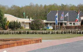 Rond het middaguur zijn we vertrokken naar camping meerwijck in kropswolde. Campingplatz Meerwijck Kropswolde Stekelbos